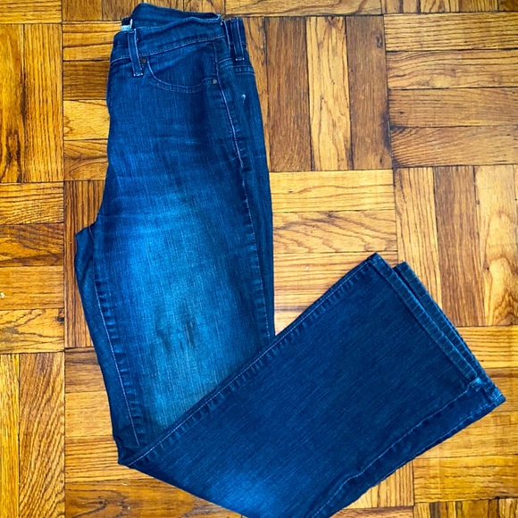 Levi's Denim - Levi's Perfectly Slimming Jeans 512 bootcut size: 8M